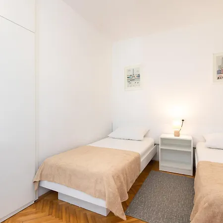 Casa La Mare - Krk Town Apartment Exterior photo