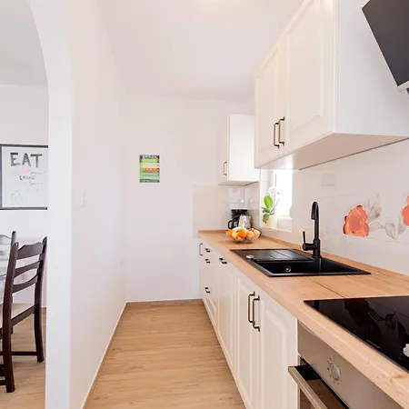 Casa La Mare - Krk Town Apartment Exterior photo