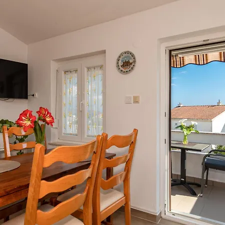 Casa La Mare - Krk Town Apartment Room photo