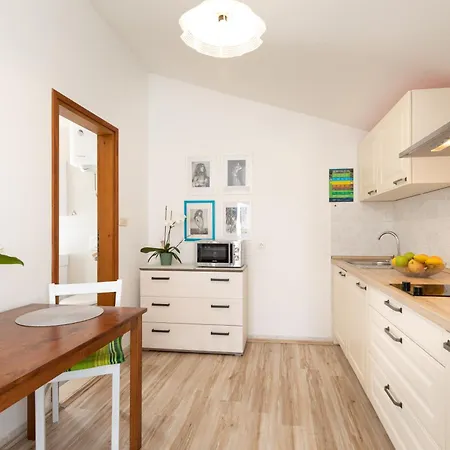 Casa La Mare - Krk Town Apartment Exterior photo