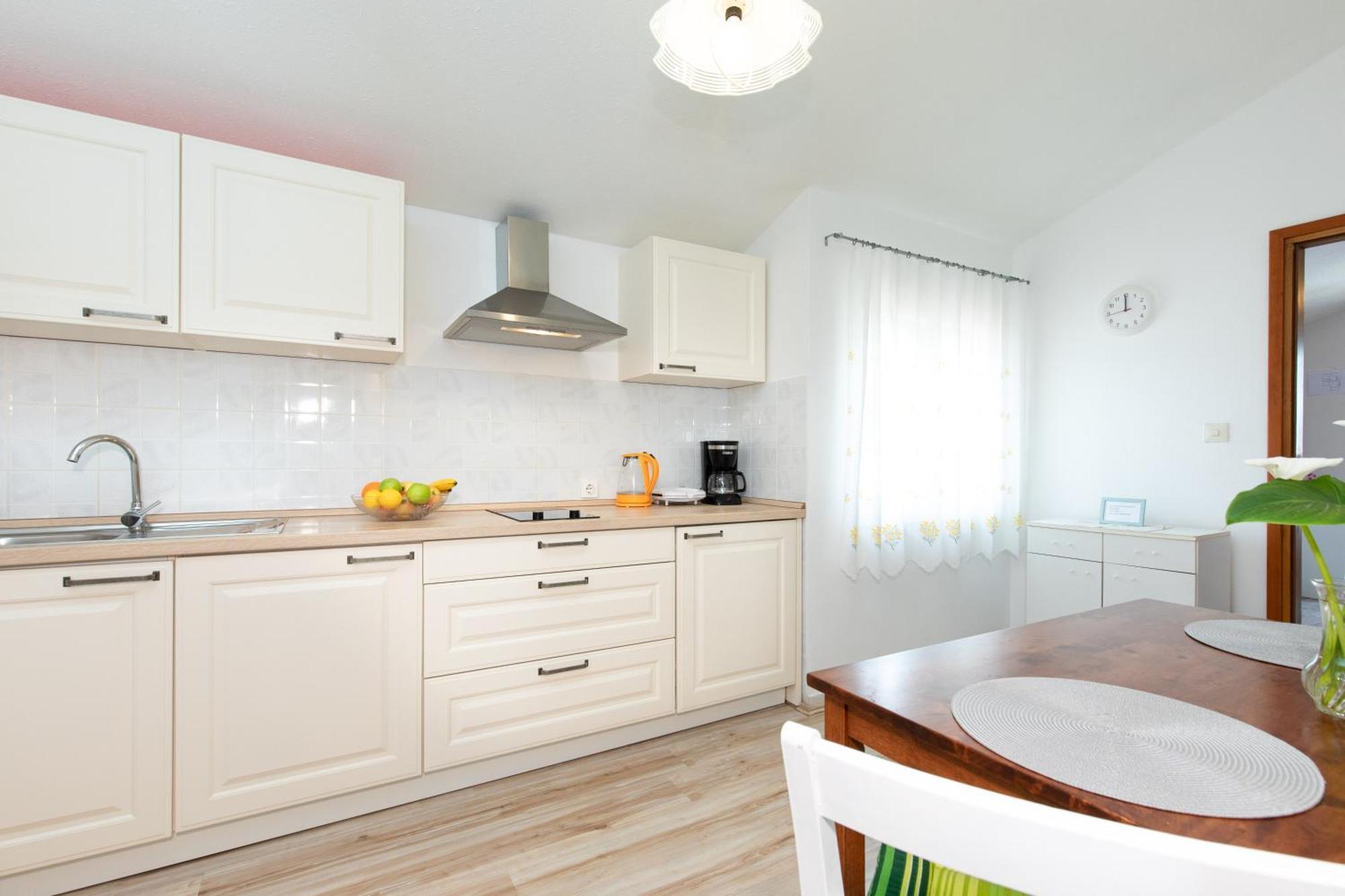 Apartment Casa La Mare - Krk Town